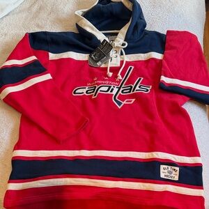Men’s Capitals Hockey Sweatshirt- Causeway Collection